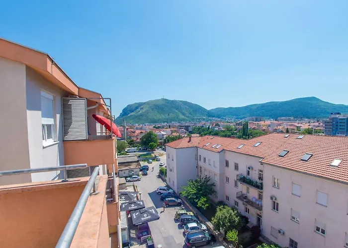 Apartment Sweet Dreams